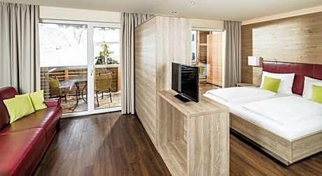 Family Room with Mountain View