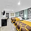 Super 8 by Wyndham McAllen/Downtown
