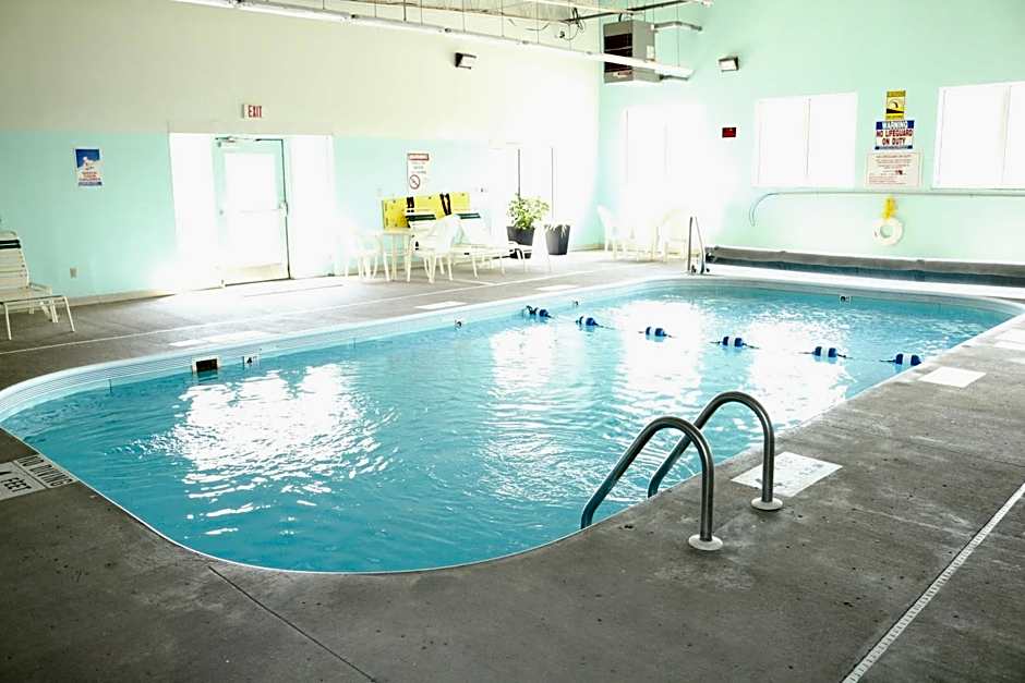 Super 8 by Wyndham Plattsburgh