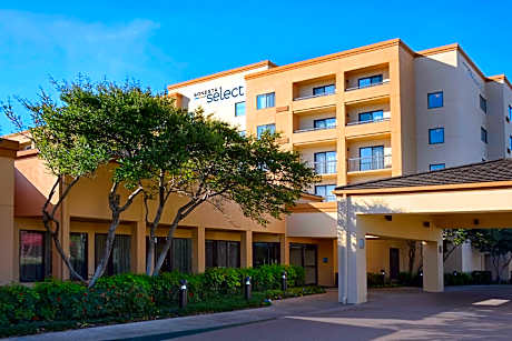 Sonesta Select Dallas Central Expressway