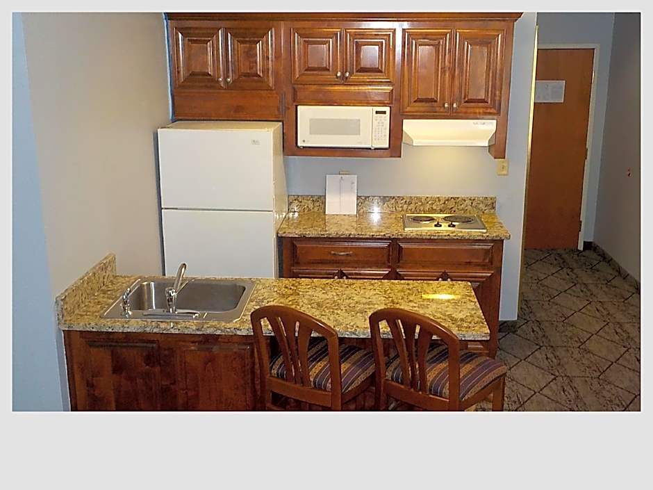 SureStay Plus Hotel by Best Western Warner Robins AFB
