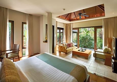 Garden Suite with Spa Pool