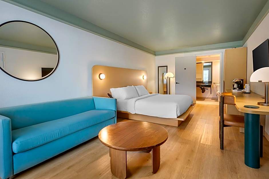 voco Kissimmee Orlando by IHG