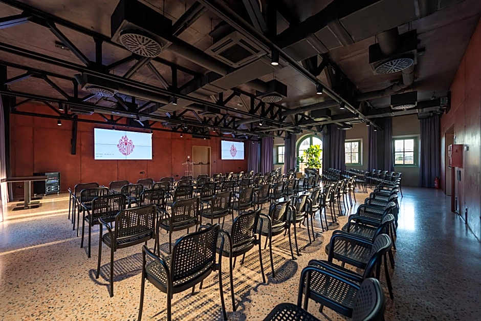 Winery & Design hotel ROXANICH