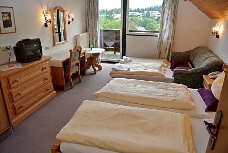 Quadruple Room with Balcony