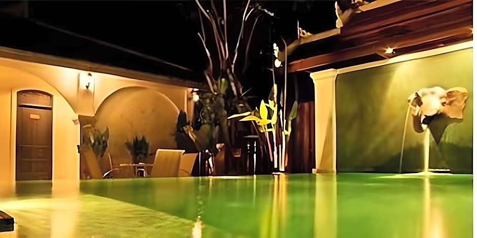 Villa Santi Hotel