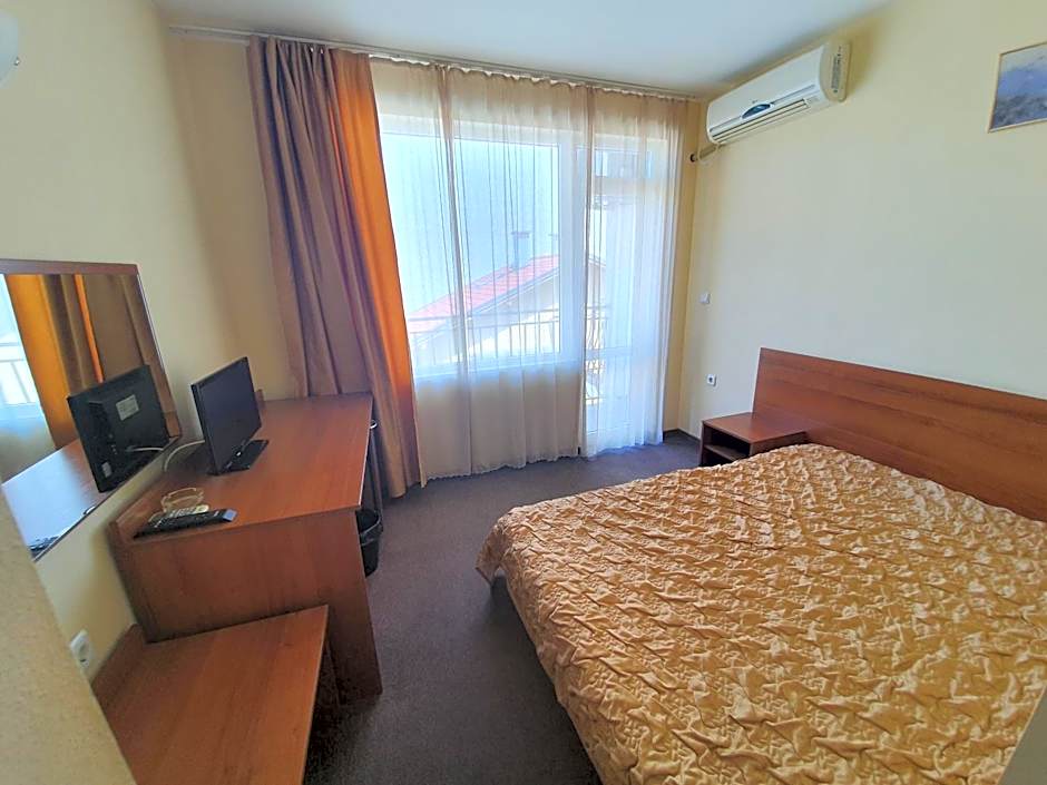 Sandor Hotel