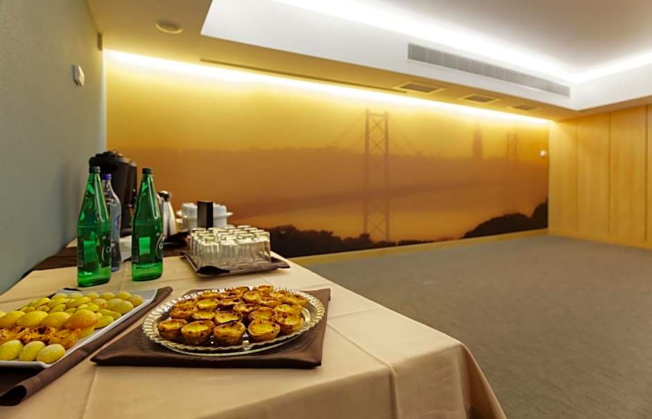 Mercure Lisboa Almada