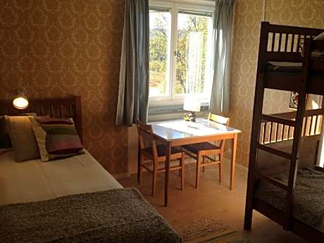 Triple Room with Shared Bathroom