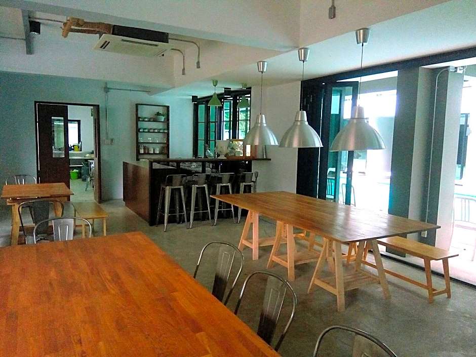 Bluemoon Cha-Am Hotel