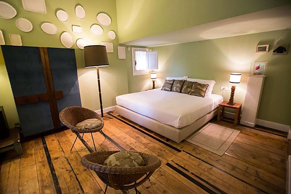 AdAstra Suites