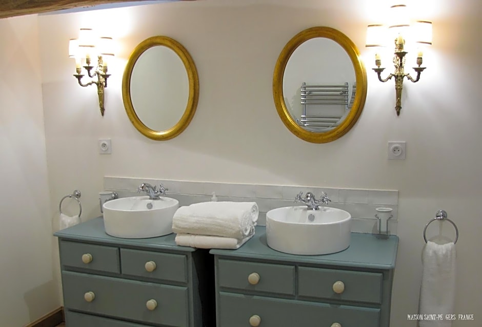 Maison Saint-Pé (Gers)