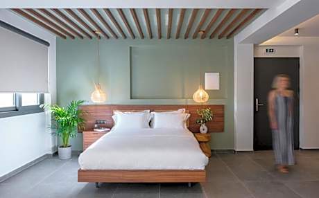 Deluxe Suite with Sea View