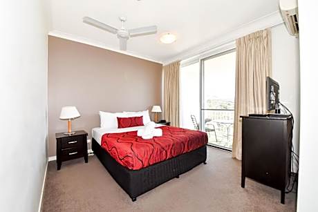 Three-Bedroom Superior Apartment
