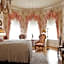 Alexander Mansion Bed & Breakfast