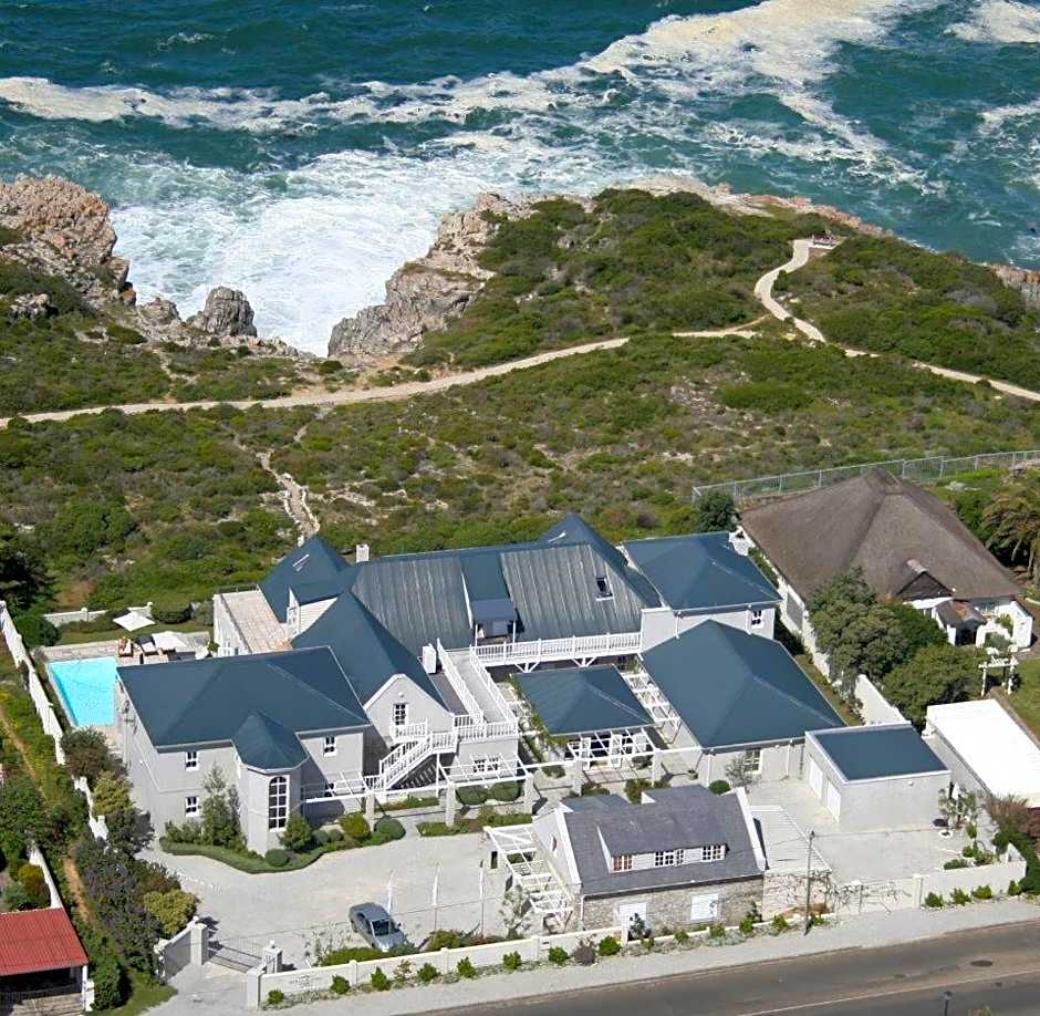 11 WESTCLIFF RENTALS