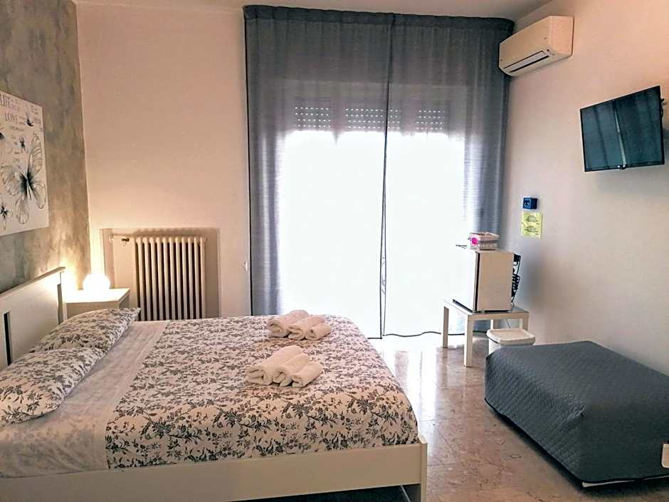 Tanzi Home