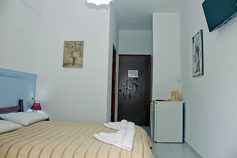 Danaos Hotel