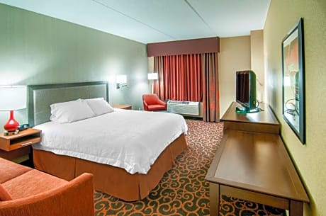 Hampton Inn at Tin Lizzie Gaming Resort