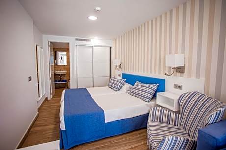 Superior Double Room with Terrace