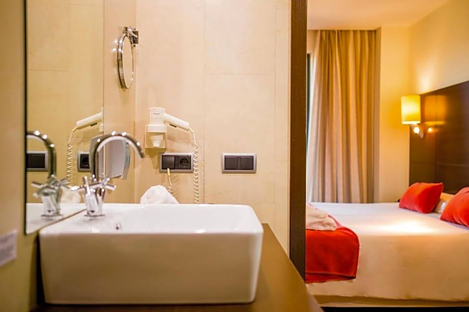 Hospedium Hotel Valles de Gredos Golf