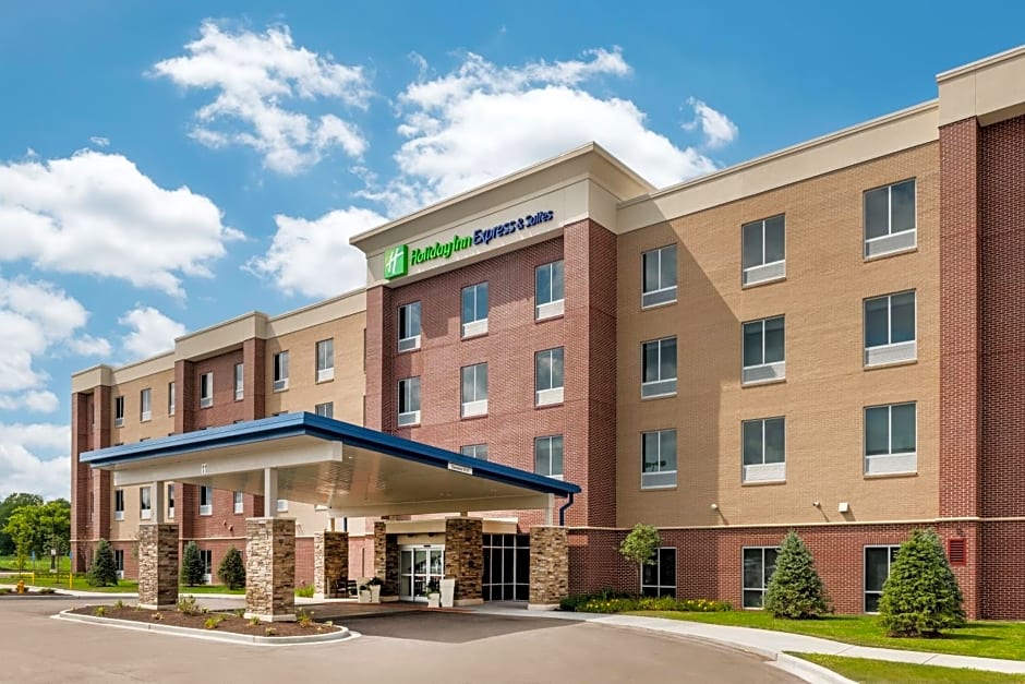 Holiday Inn Express and Suites St Louis-Chesterfield