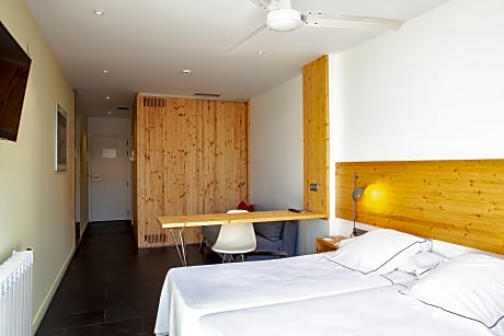 PREMIUM ROOM (2 ADULTS)