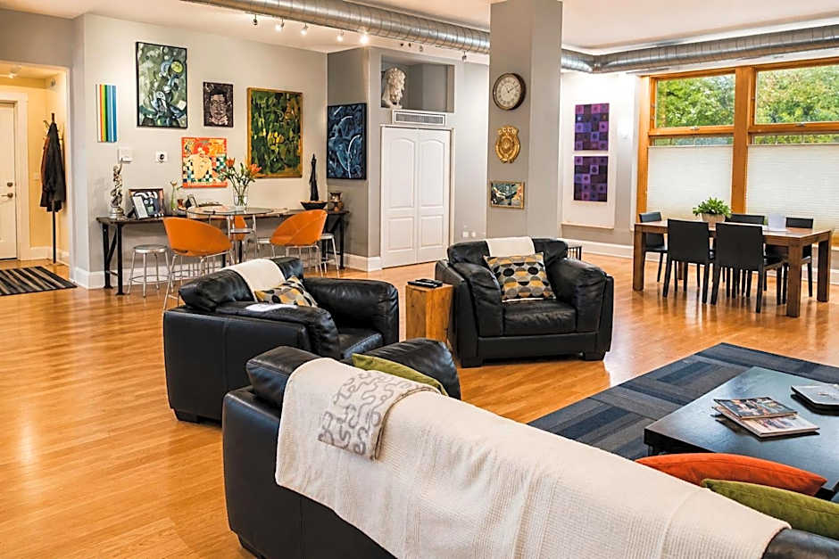 House 5863- Chicago'S Premier Bed And Breakfast