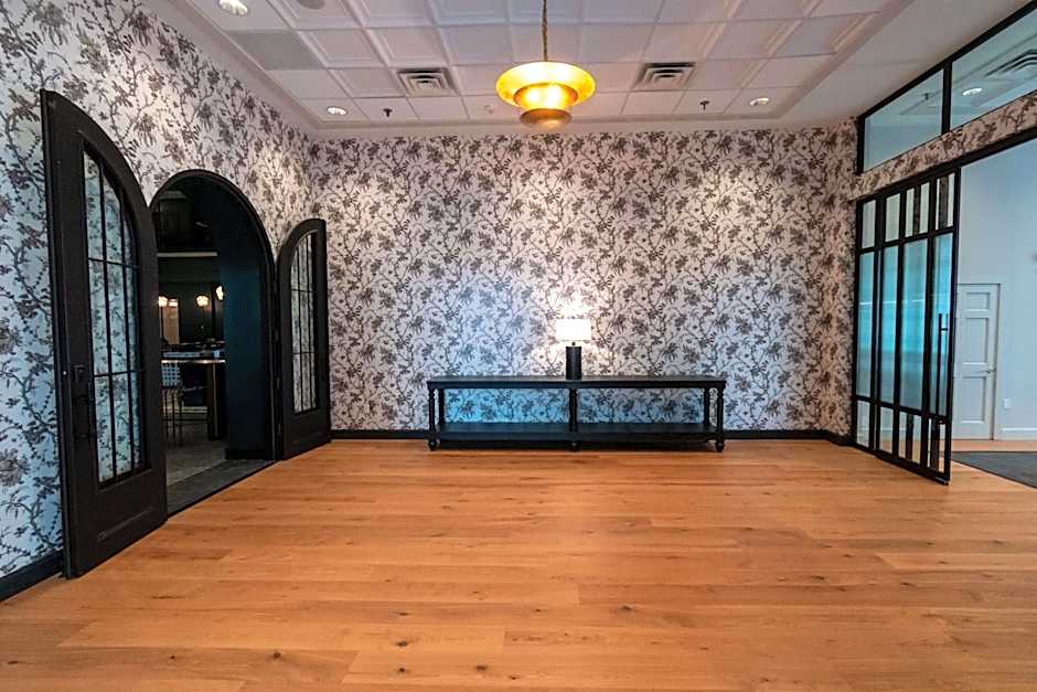 DoubleTree By Hilton Guest Suites Lexington