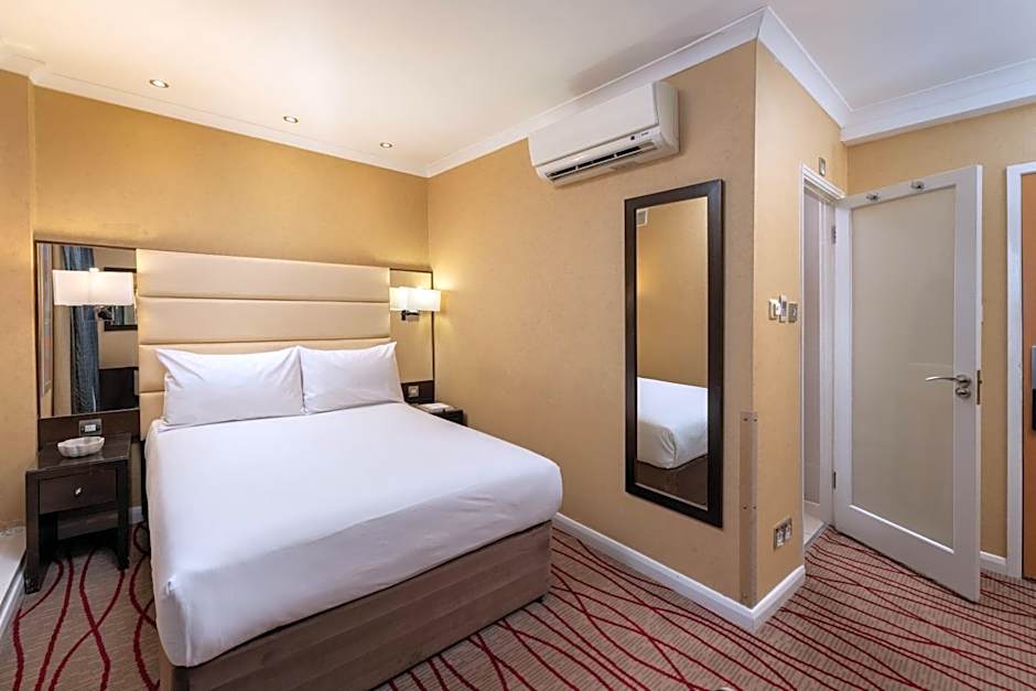 Park Grand Hyde Park