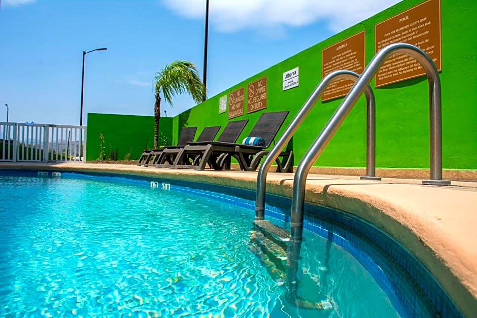 Holiday Inn Express Saltillo Zona Aeropuerto By IHG