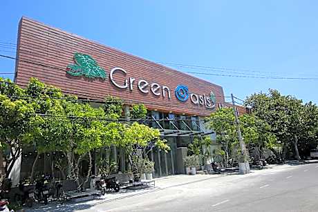 Green Oasis Hotel