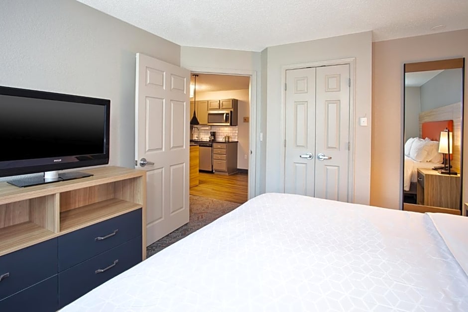 Candlewood Suites Kenosha