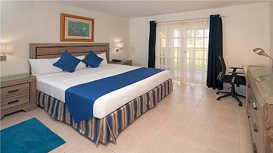 Time Out Hotel