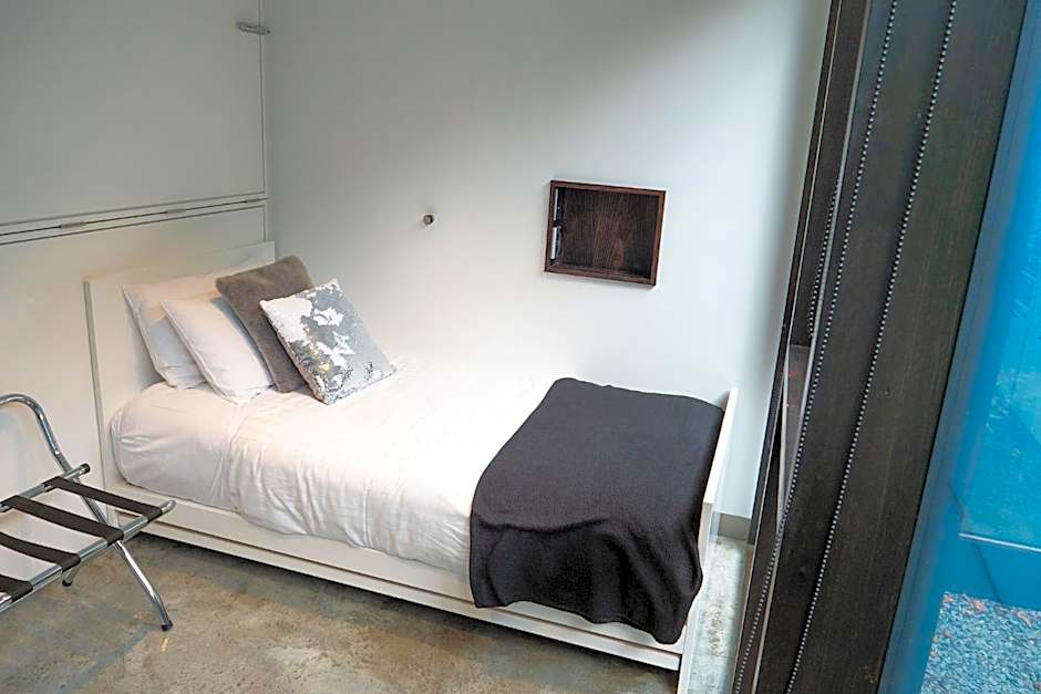 Old Bishop's Quarters