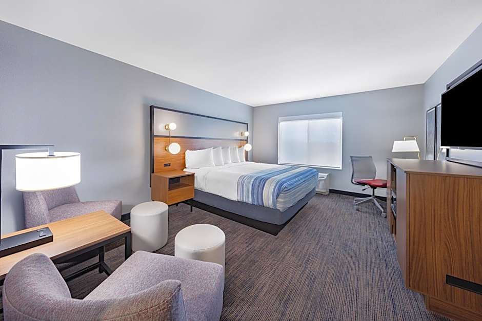 AmericInn by Wyndham International Falls Southwest