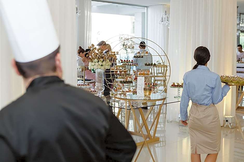 Vrissiana Boutique Beach Hotel