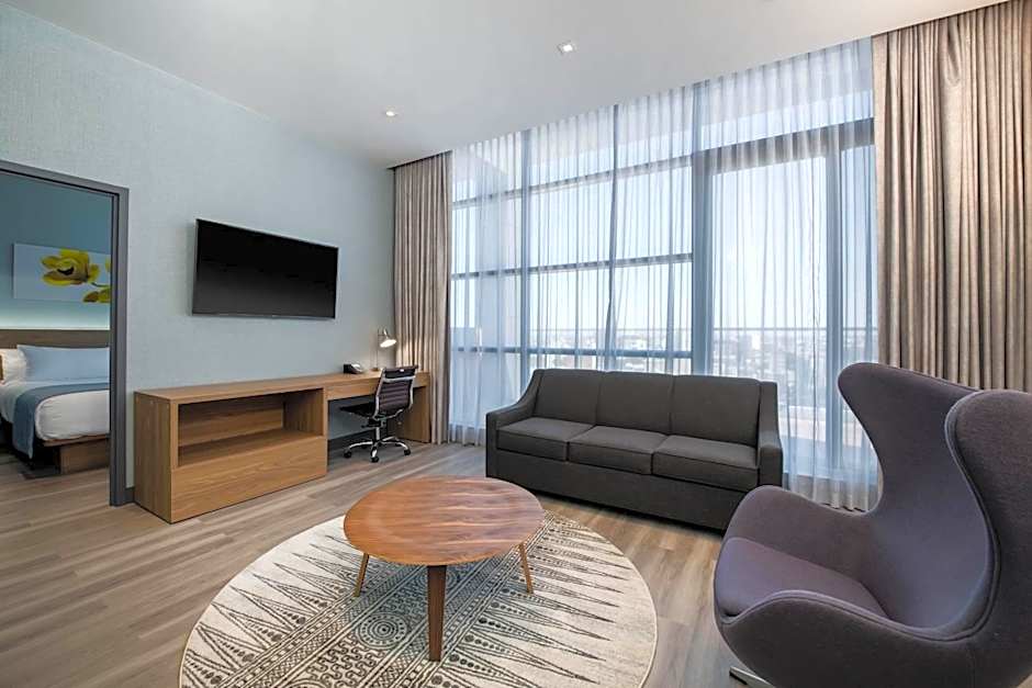 Wingate by Wyndham Long Island City