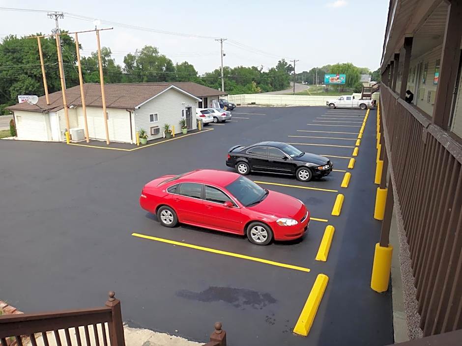 Indian Mound Motel