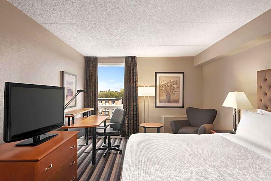 Royal Hotel Regina, Trademark Collection by Wyndham