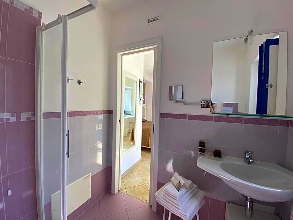 'A Alera Room & Breakfast