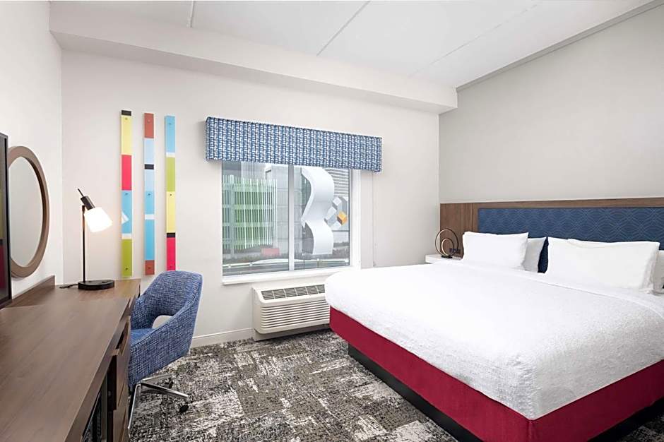 Hampton Inn & Suites Rochester Downtown