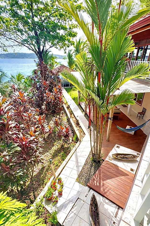 Akwaba Lodge Island Boutique Hotel