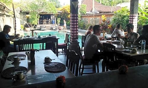 Jalan Jalan Villas & Spa