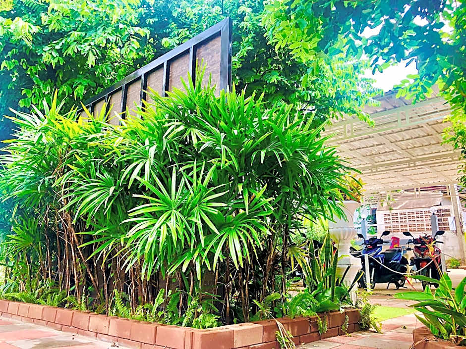 At The Beach Koh Larn