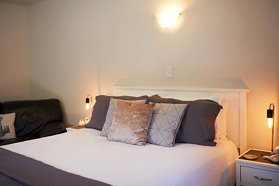 Blenheim Palms Motel