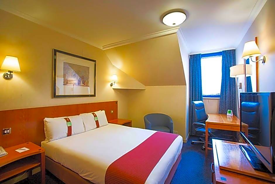 Holiday Inn Luton South - M1 Junction 9