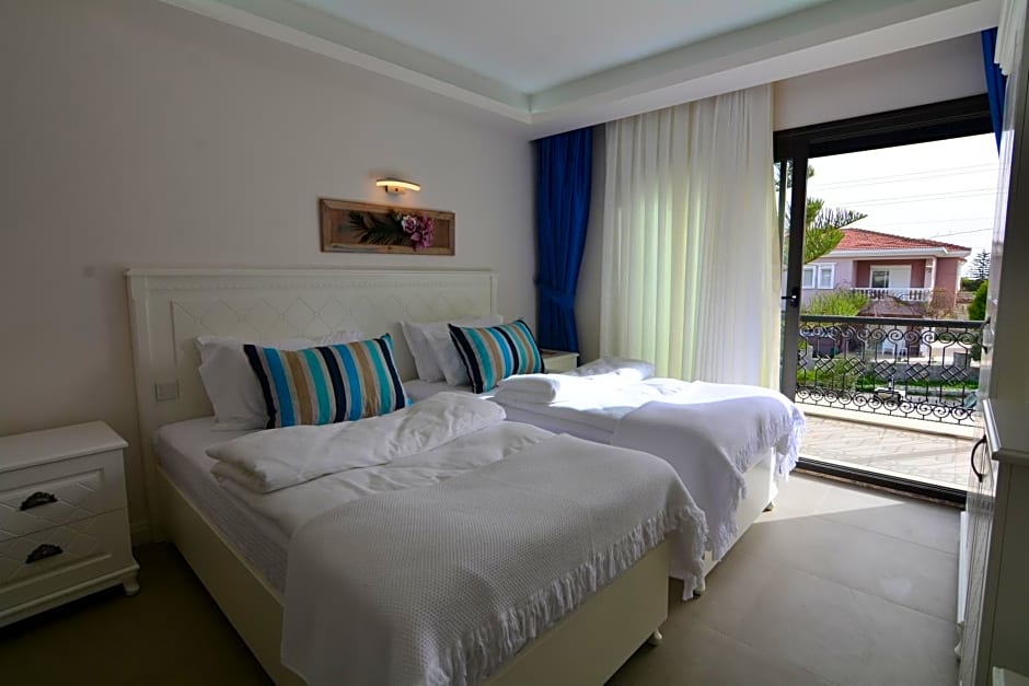 Dalyan Risus Suite