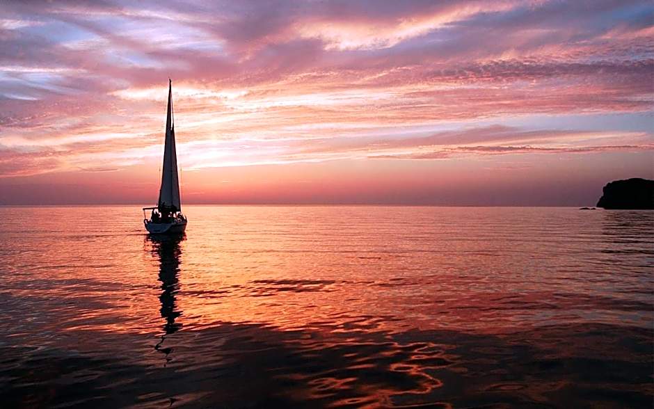 Iakovakis Suites & Spa