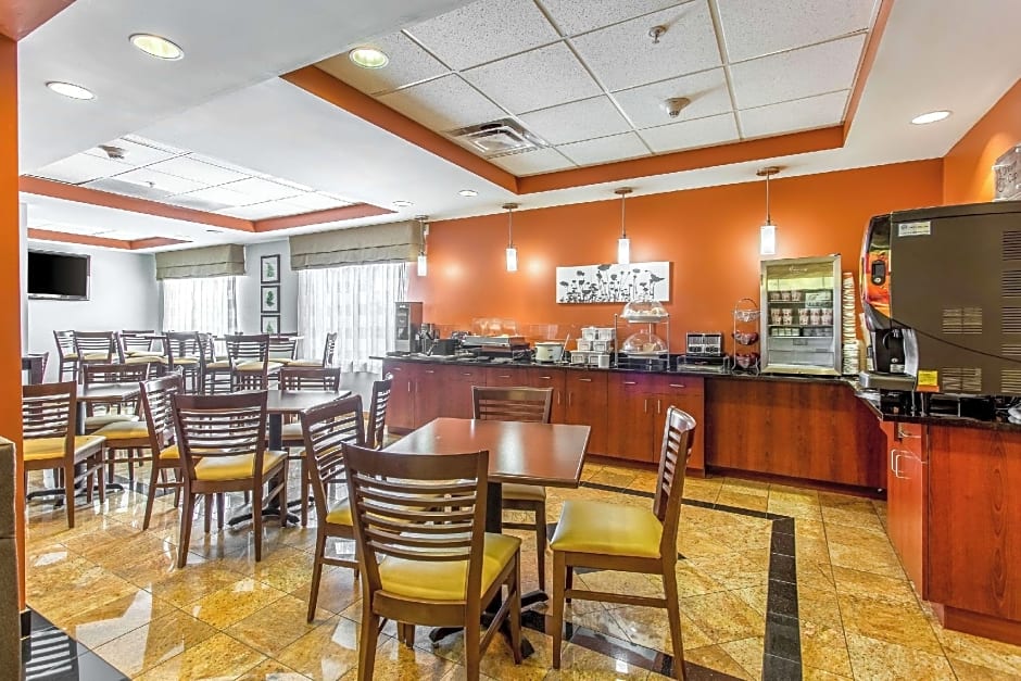 Sleep Inn & Suites Dyersburg I-155